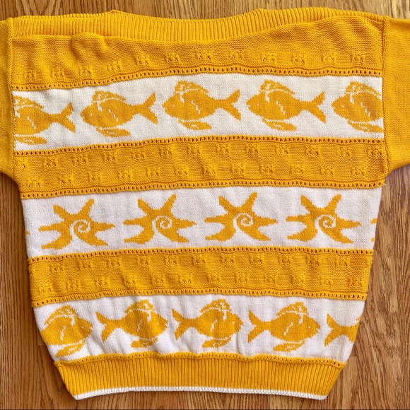 Vintage 80s/90s marigold fish striped short sleeve sweater - Picture 5 of 9